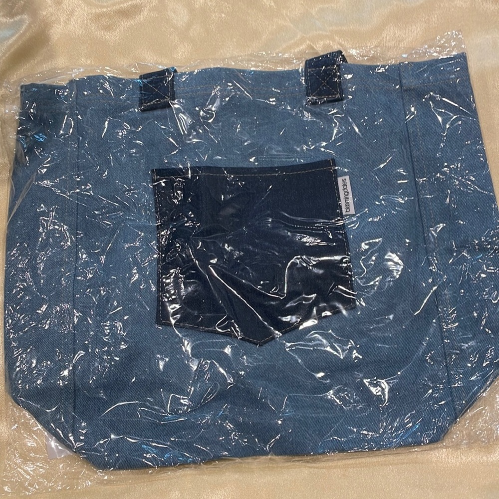Bloomingdale’s brand, denim tote, shoulder, computer, multipurpose bag